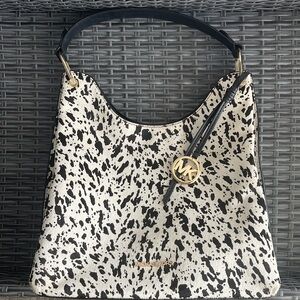 MICHAEL KORS- CowHide/ Cow Print Purse